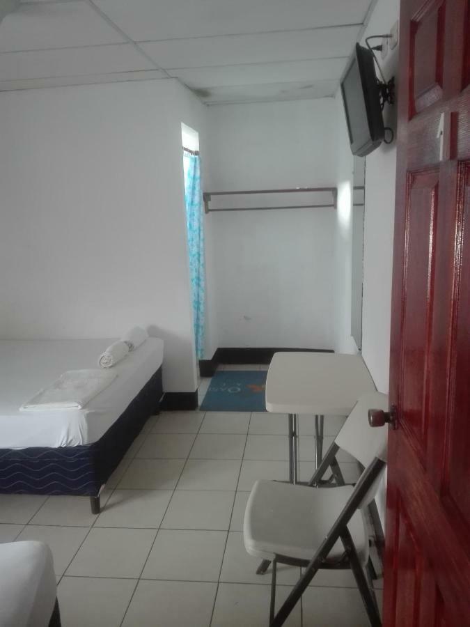 Hostal Don Frank San Carlos Ngoại thất bức ảnh